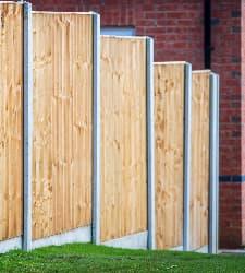 Why spring is the best time to replace old timber fence panels