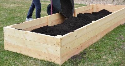 How to make a raised garden bed
