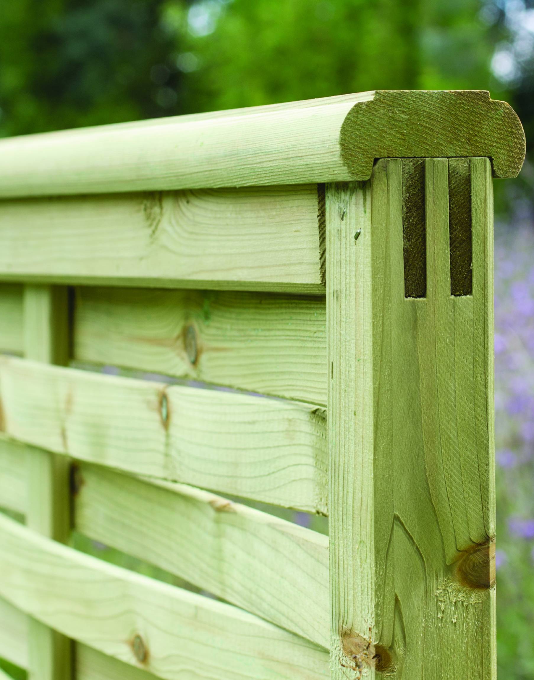 Woven outlet fence panels
